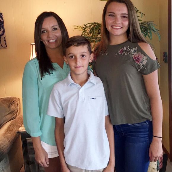 Meet your Posher, Melanie - Picture 1 of 1